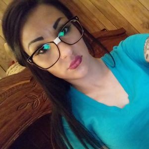 Meet your Posher, Marie